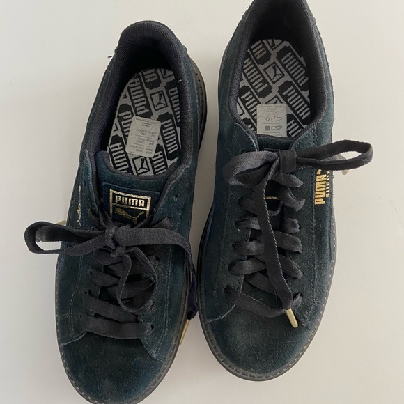 Puma Platform Shoes - Picture 2 of 3